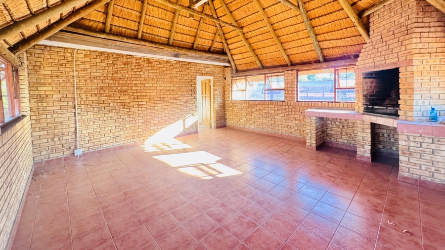 4 Bedroom Property for Sale in Bodorp North West